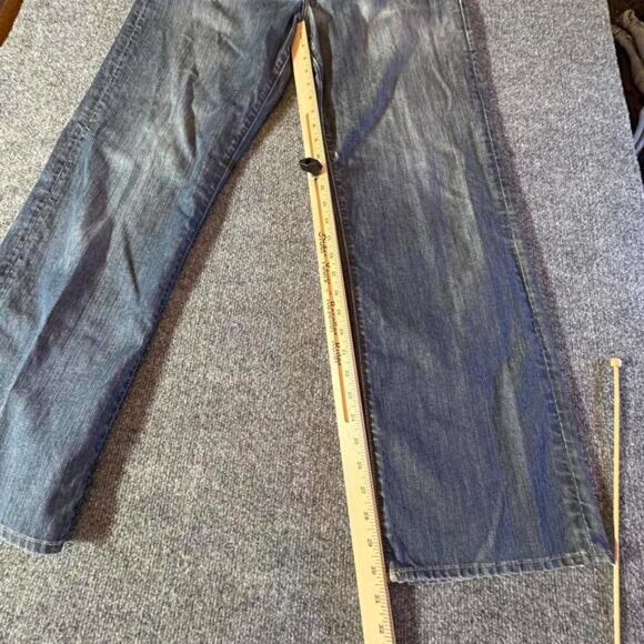 Lucky Brand Men's Jeans - Classic Fit - Distressed Denim - Picture 14 of 16